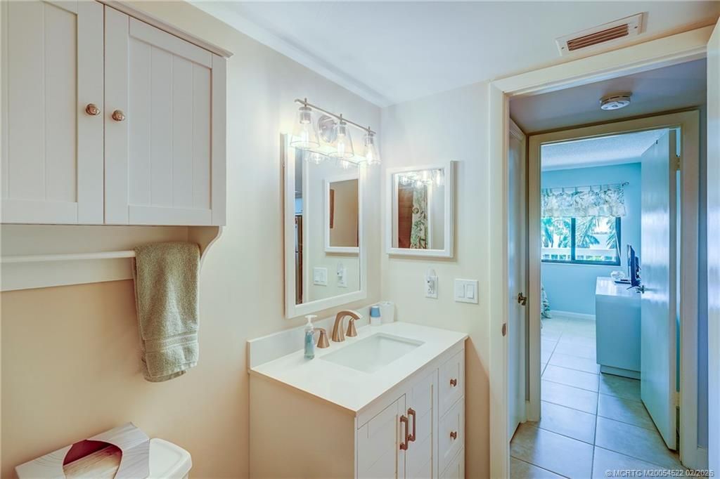 40 NE Plantation Road, Unit 309, Stuart, FL 34996 Photo