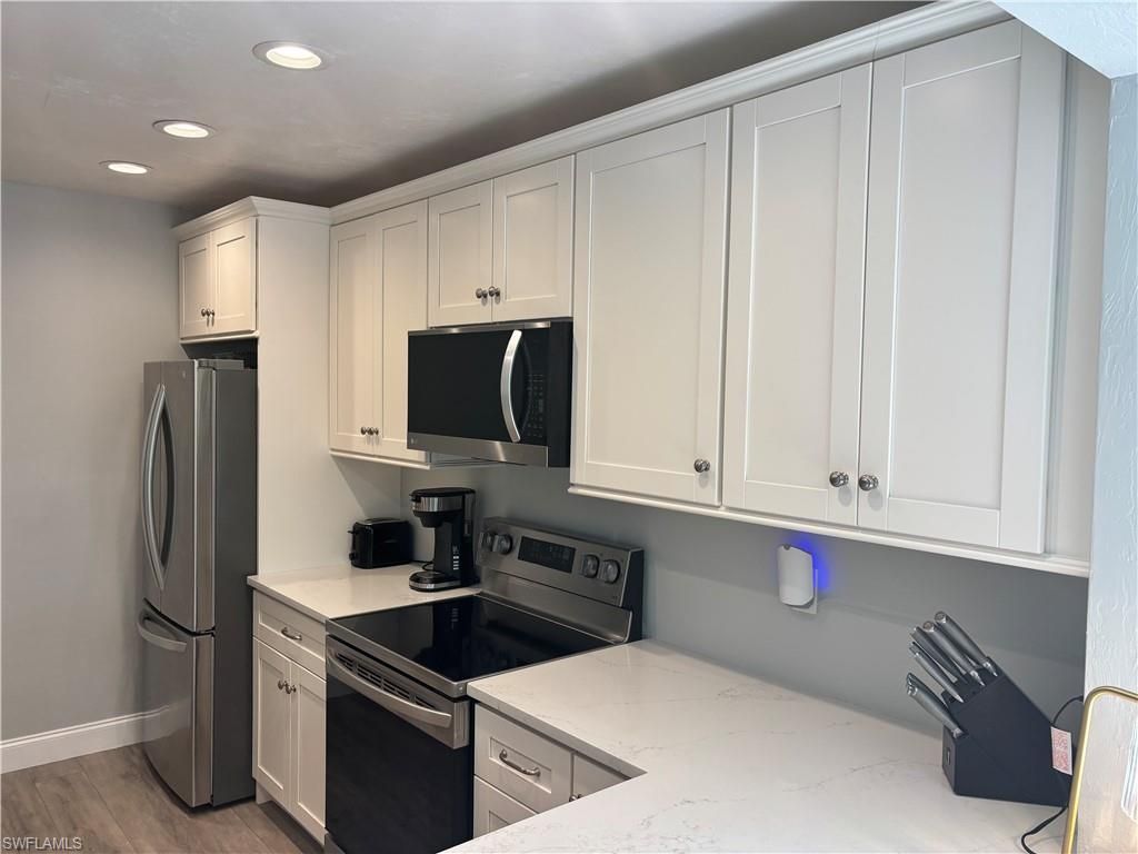1211 Commonwealth Cir, Unit C201, Naples, FL 34116 Photo