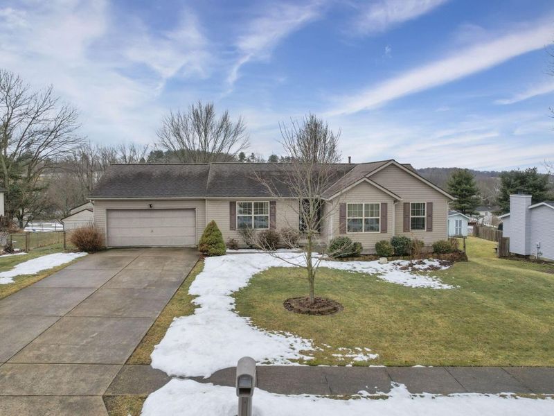 625 Fulla Lane SE, Heath, OH 43056 Photo 2