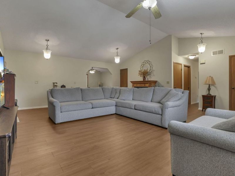 625 Fulla Lane SE, Heath, OH 43056 Photo 7