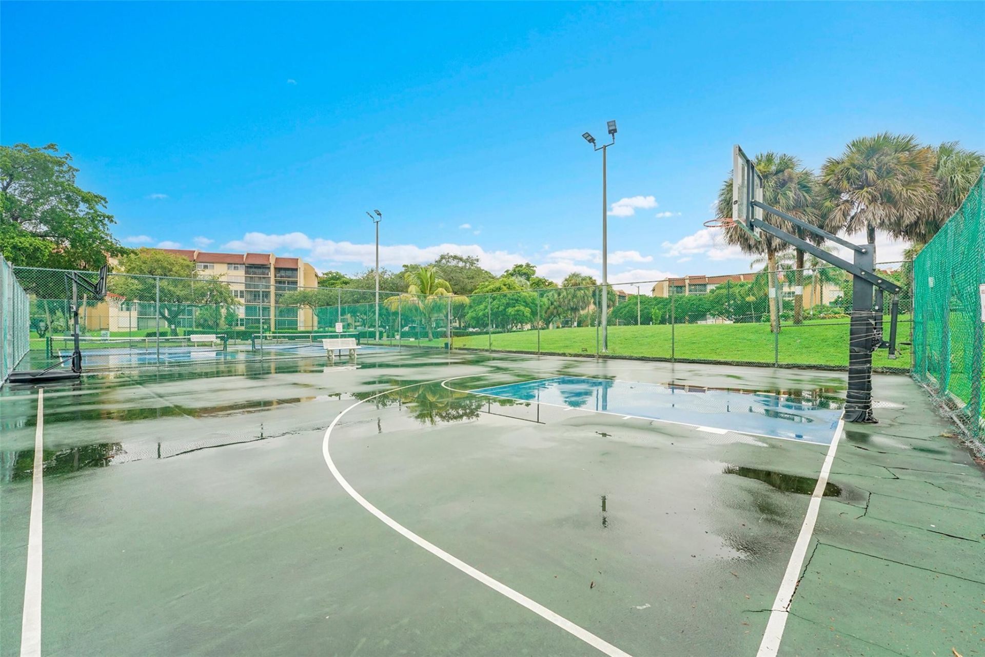 7041 Environ Boulevard, Unit 326, Lauderhill, FL 33319 Photo