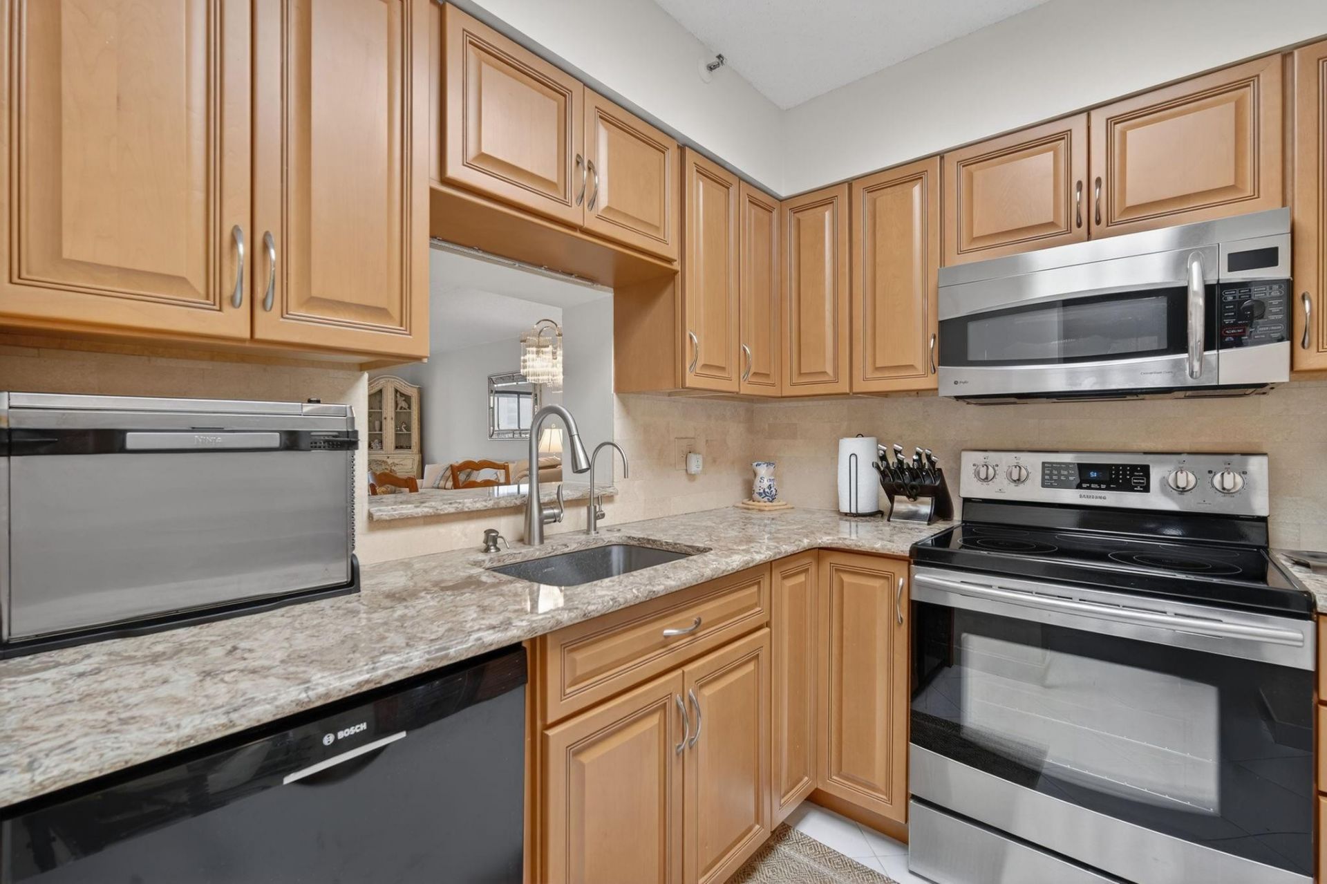 6866 Huntington Lane, Unit 304, Delray Beach, FL 33446 Photo