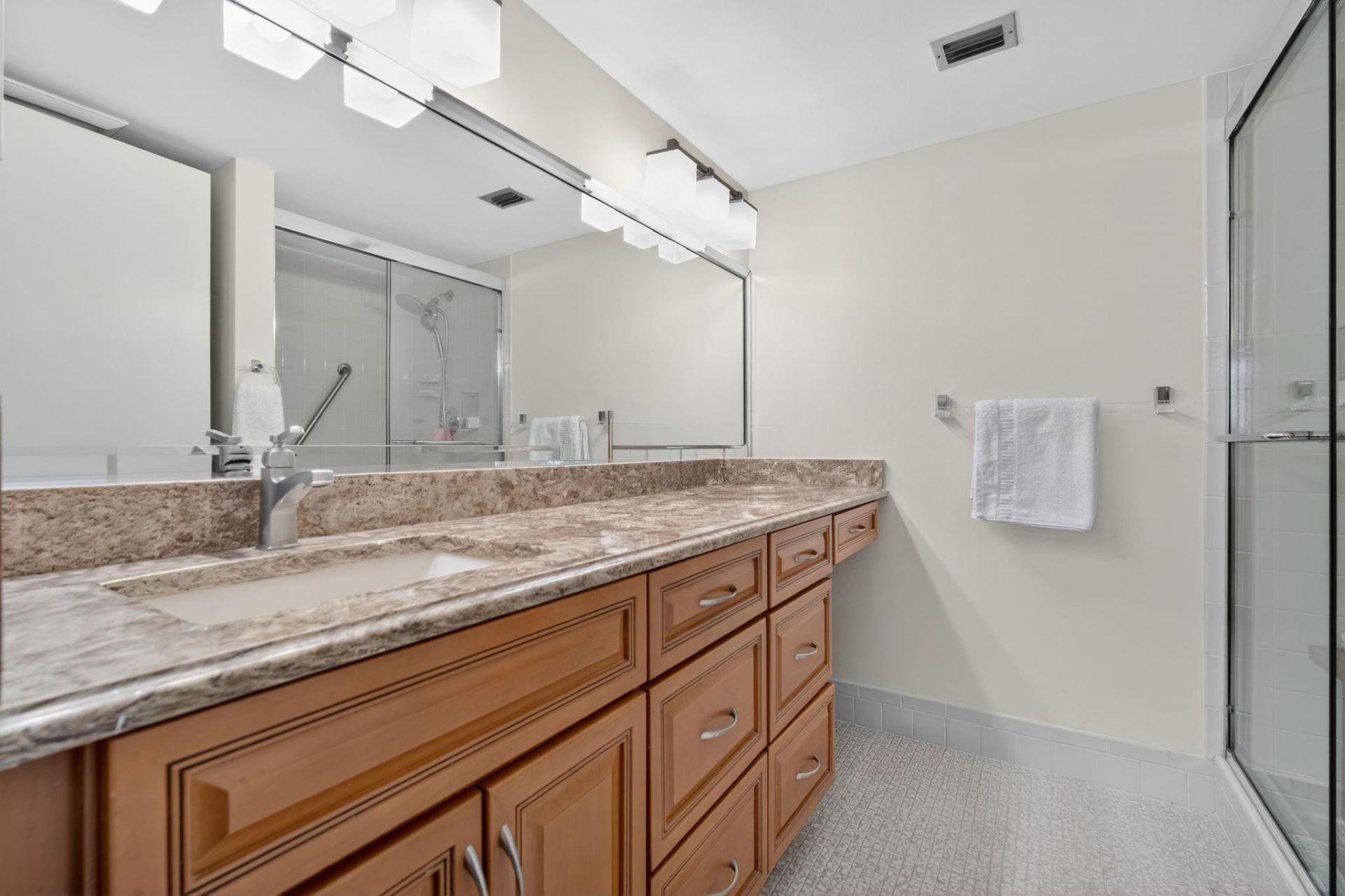 6866 Huntington Lane, Unit 304, Delray Beach, FL 33446 Photo