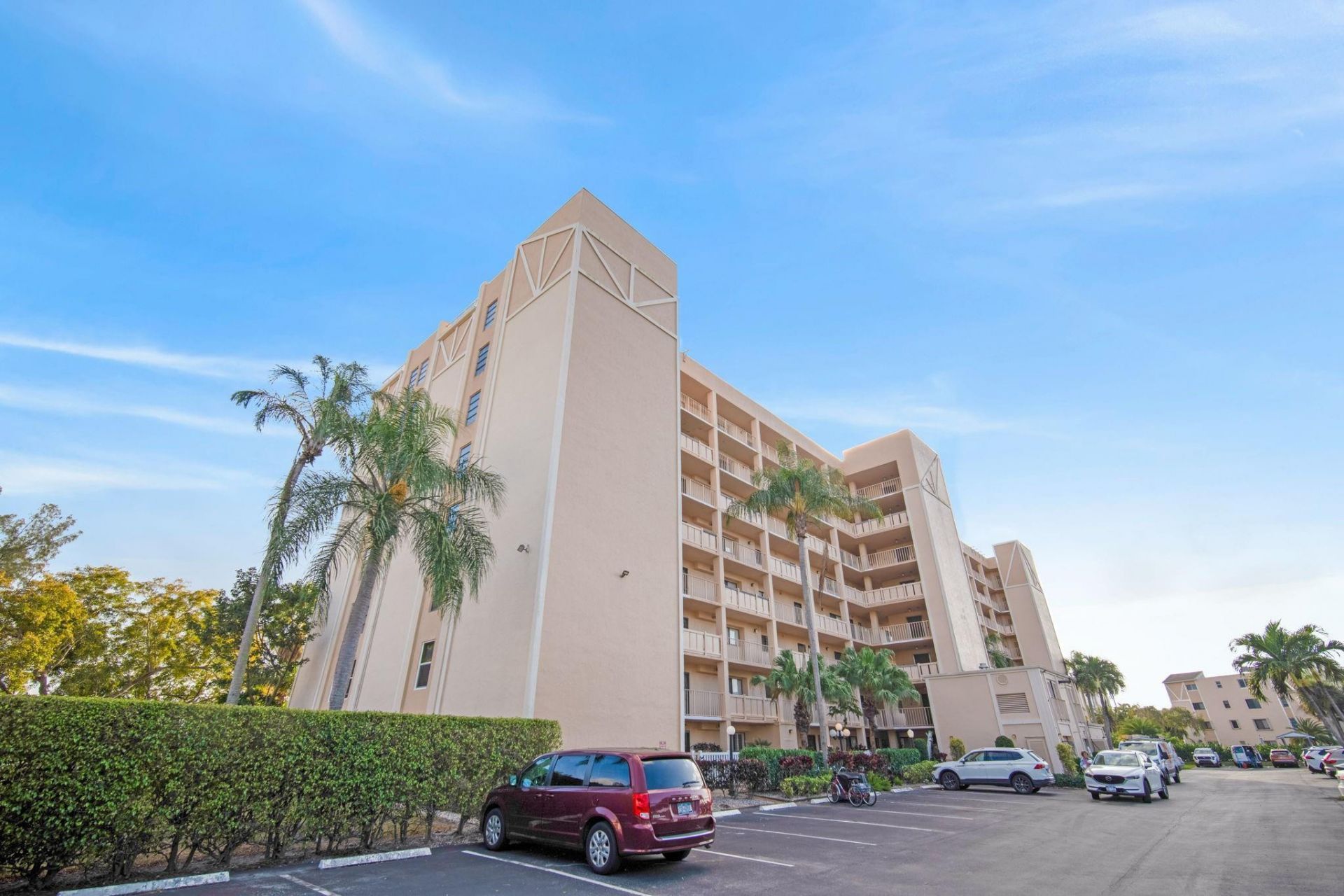6866 Huntington Lane, Unit 304, Delray Beach, FL 33446 Photo