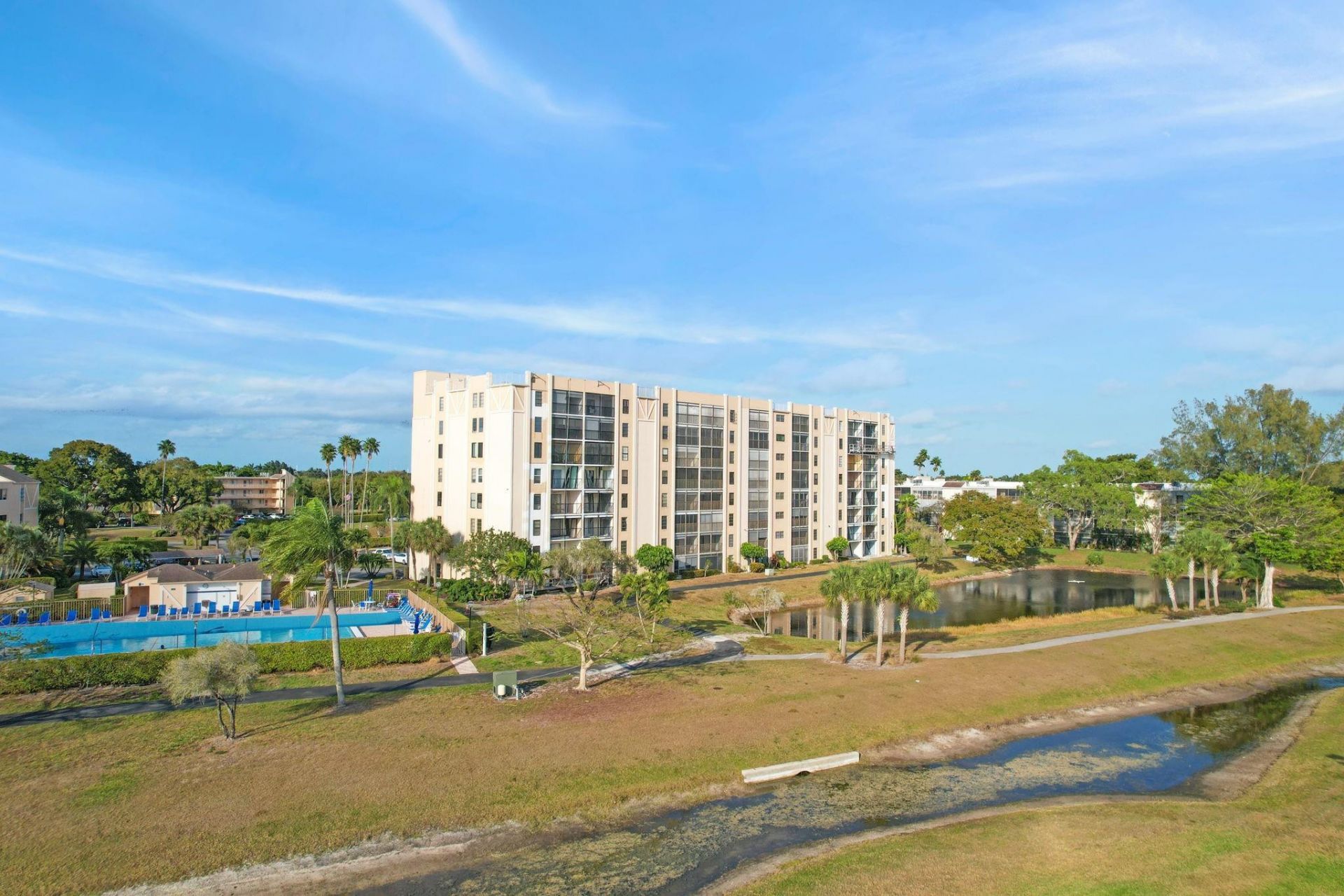 6866 Huntington Lane, Unit 304, Delray Beach, FL 33446 Photo