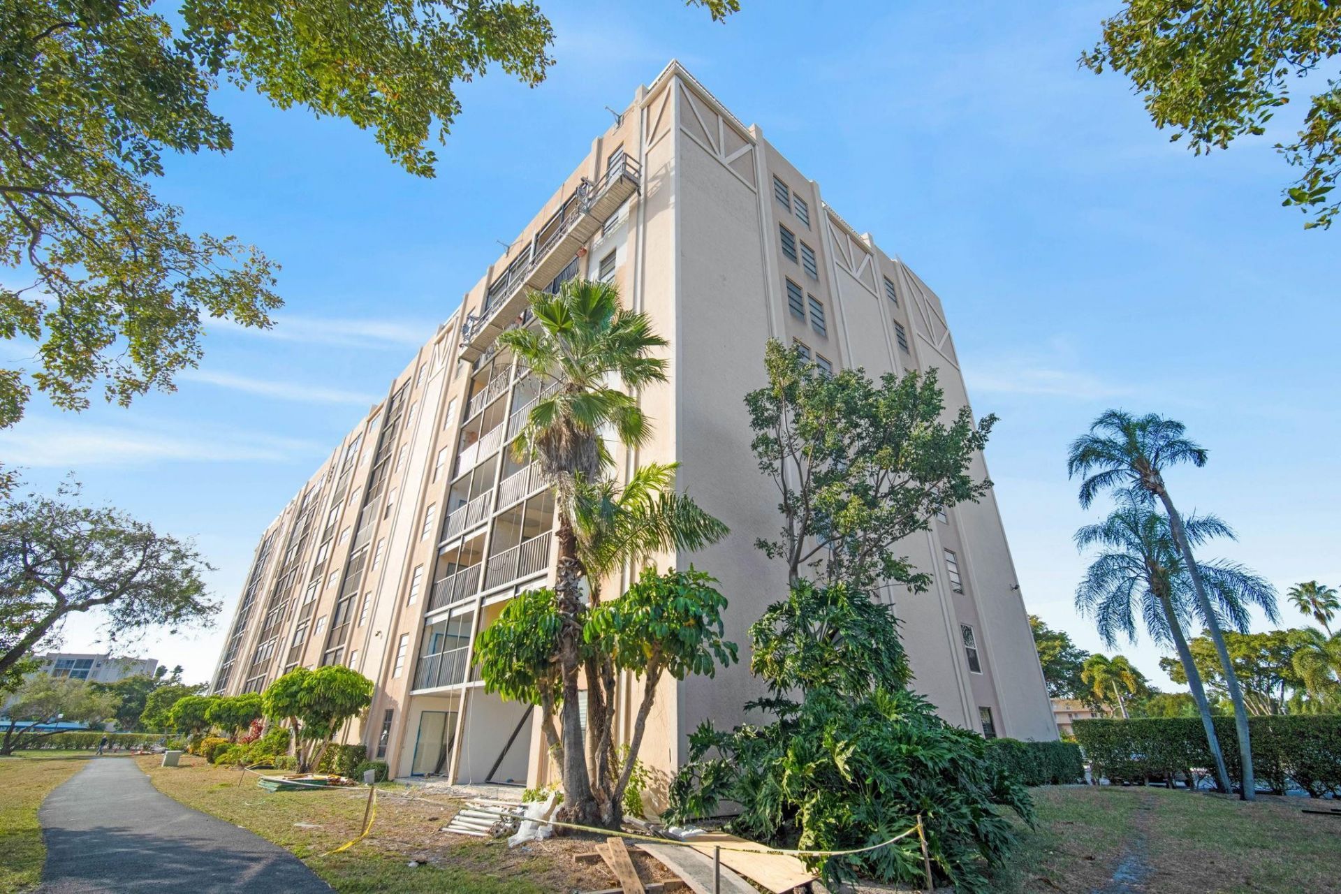 6866 Huntington Lane, Unit 304, Delray Beach, FL 33446 Photo