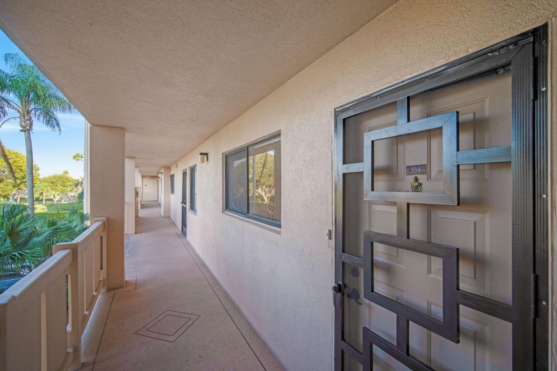 6866 Huntington Lane, Unit 304, Delray Beach, FL 33446 Photo
