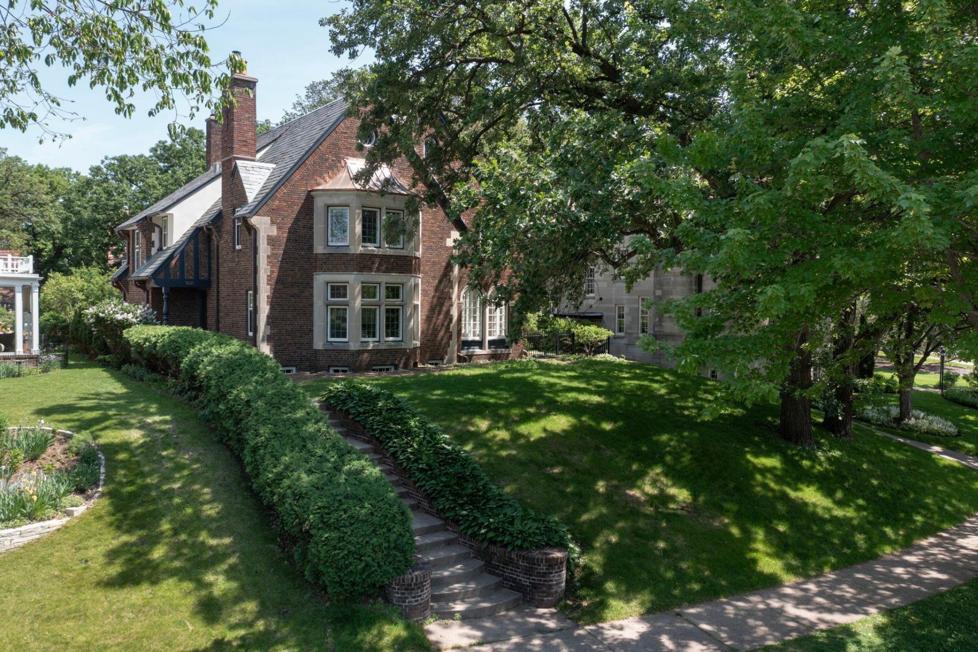 2635 Newton Avenue S, Minneapolis, MN 55405