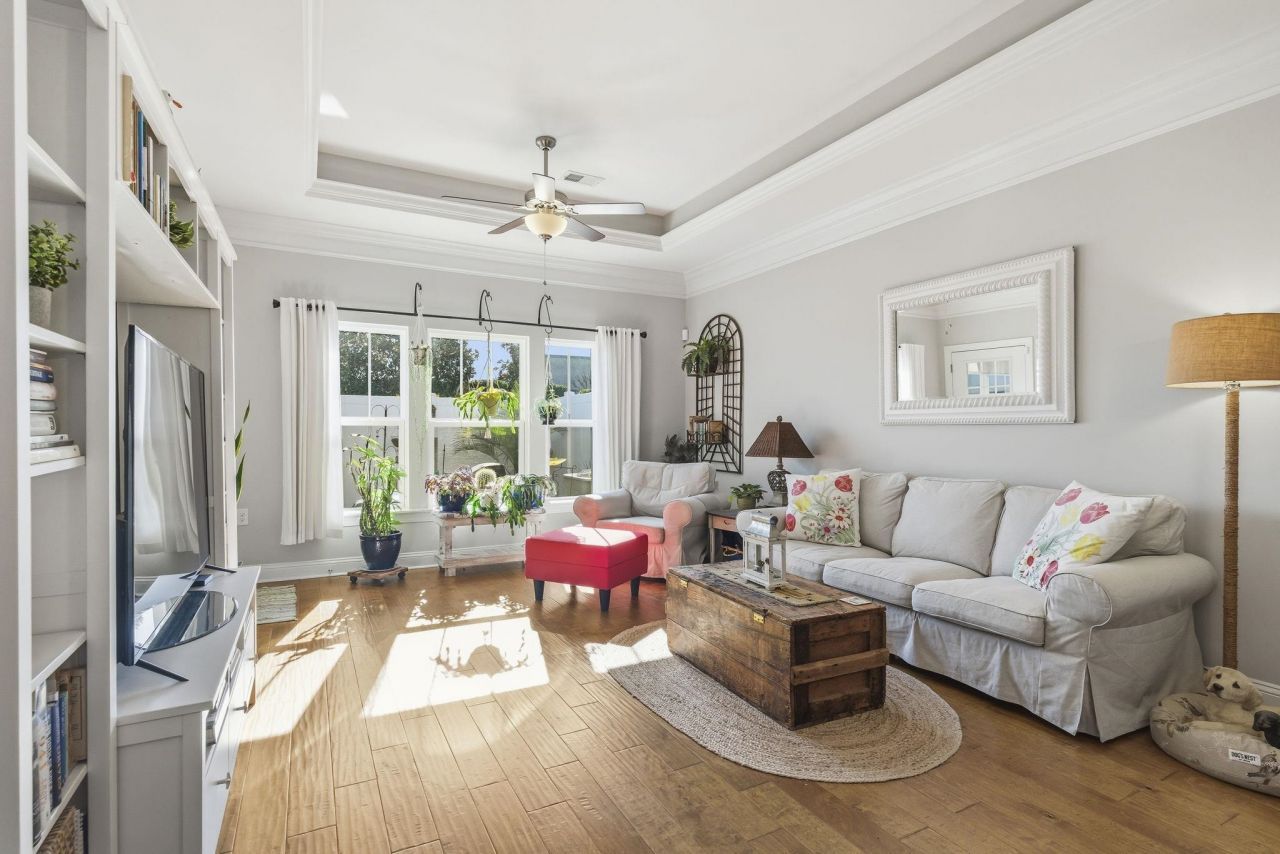 231 Je Edward Dr. Photo 13