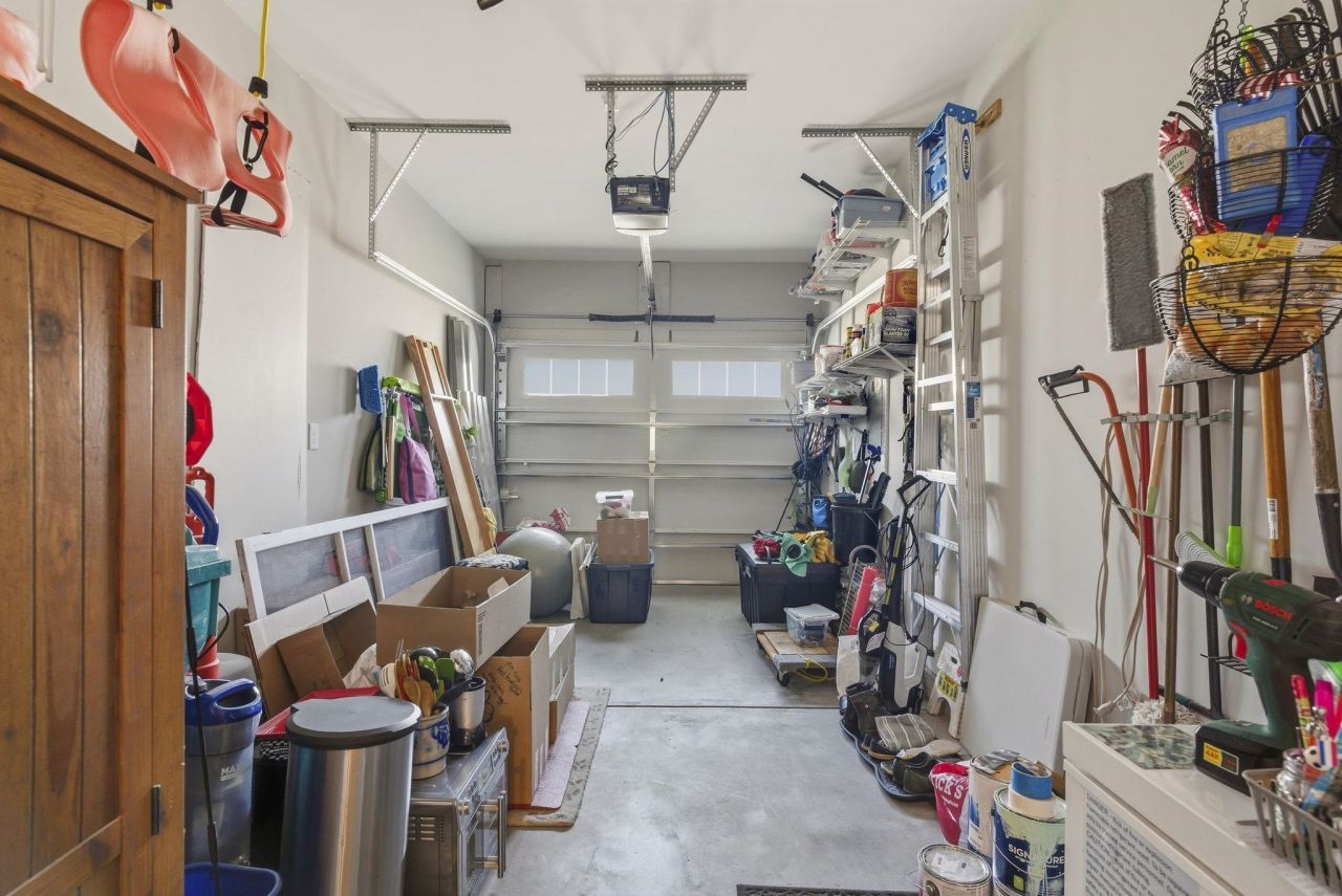 231 Je Edward Dr. Photo 30