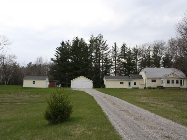 3888 S F 41, Mikado, MI 48745