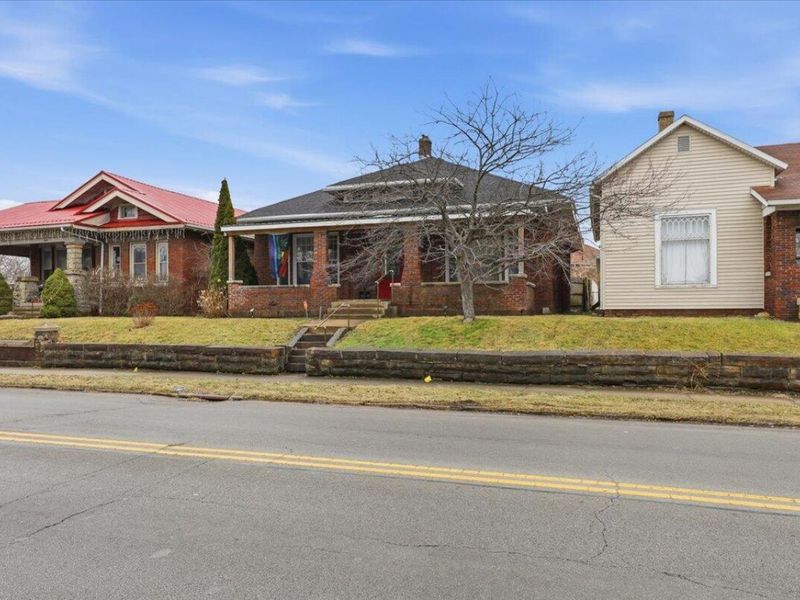 627 Columbus Avenue , Washington Court House, OH 43160 Photo 2