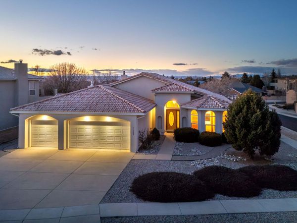 11209 Jordan Avenue NE, Albuquerque, NM 87122