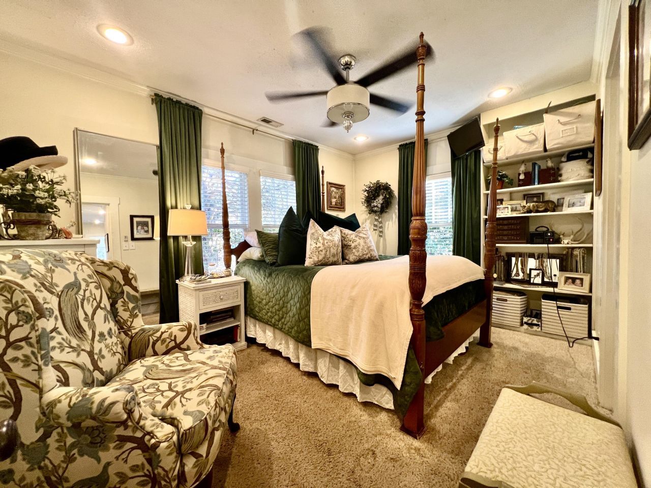 1150 Pleasant Pines Street Photo 12