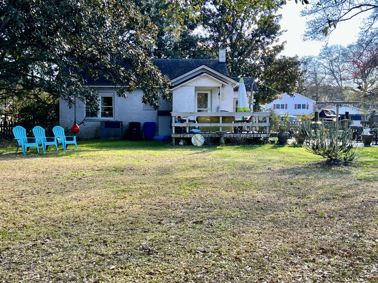 1150 Pleasant Pines Street Photo 19