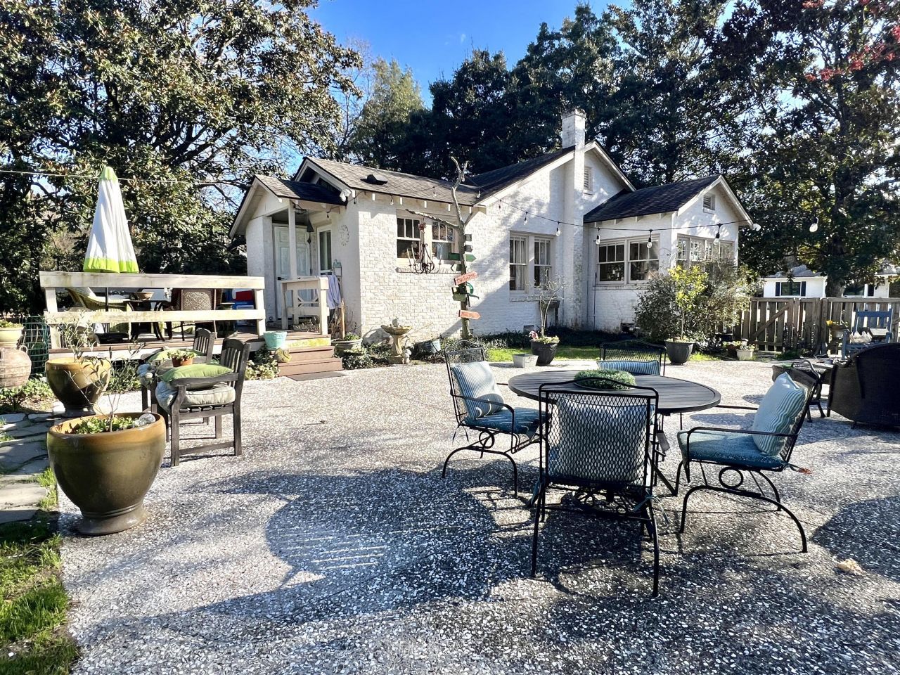 1150 Pleasant Pines Street Photo 4