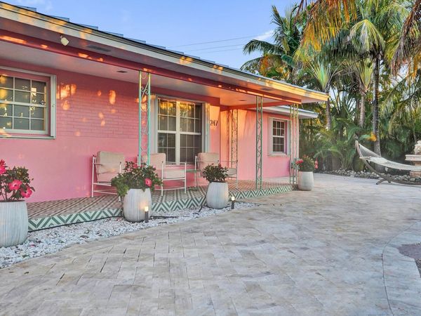 247 SE 3rd Avenue, Delray Beach, FL 33483