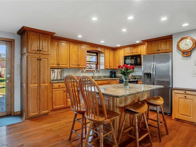 216 Beechwood Boulevard, Wintersville, OH 43953 Photo 6