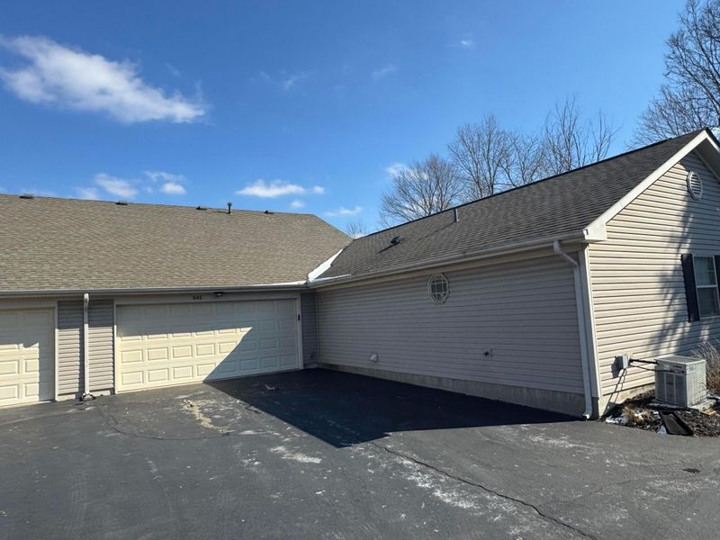 645 Kensington Drive, Heath, OH 43056 Photo 2