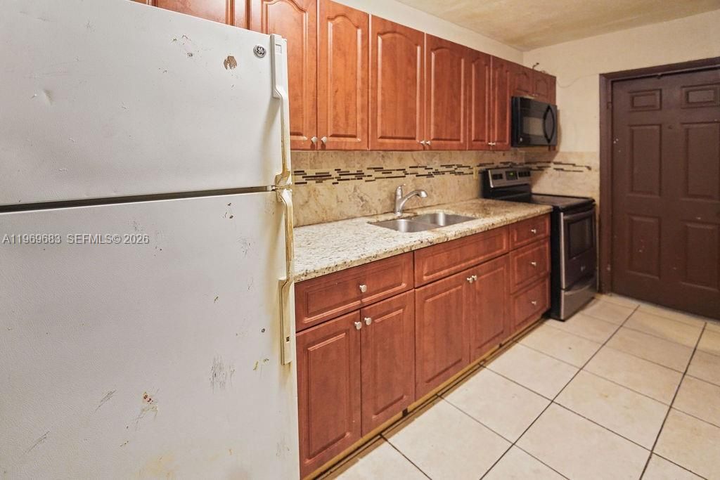 2424 NW 52nd Ave, Unit 2424, Lauderhill, FL 33313 Photo