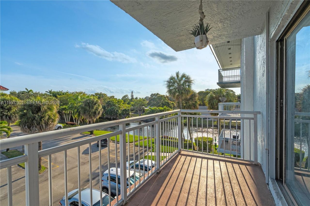 455 S Pine Island Rd , Unit 303C, Plantation, FL 33324 Photo