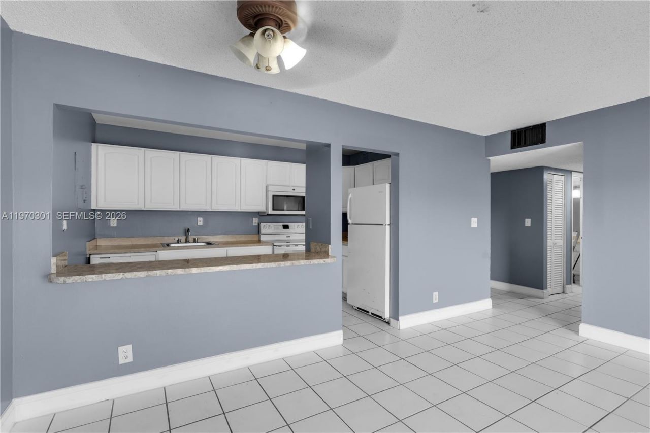 455 S Pine Island Rd , Unit 303C, Plantation, FL 33324 Photo