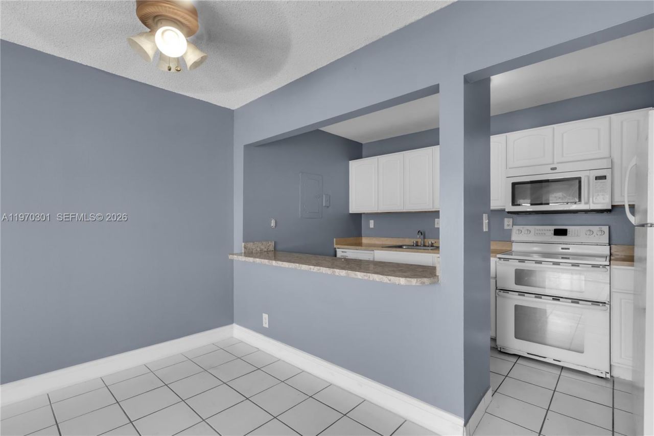 455 S Pine Island Rd , Unit 303C, Plantation, FL 33324 Photo