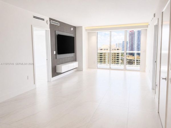 1850 S Ocean Dr, Unit 1808, Hallandale Beach, FL 33009