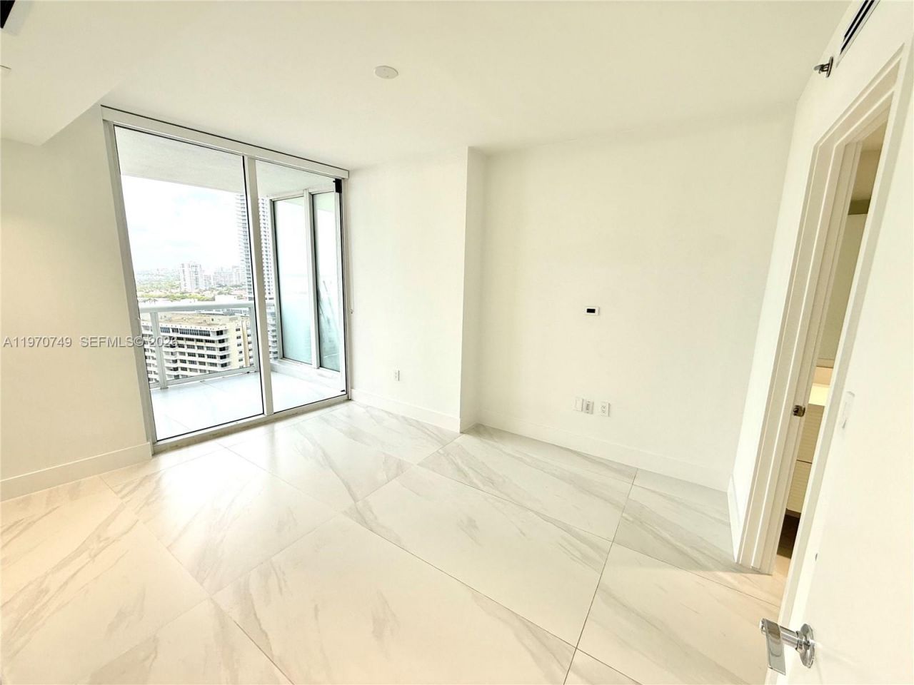 1850 S Ocean Dr , Unit 1808, Hallandale Beach, FL 33009 Photo