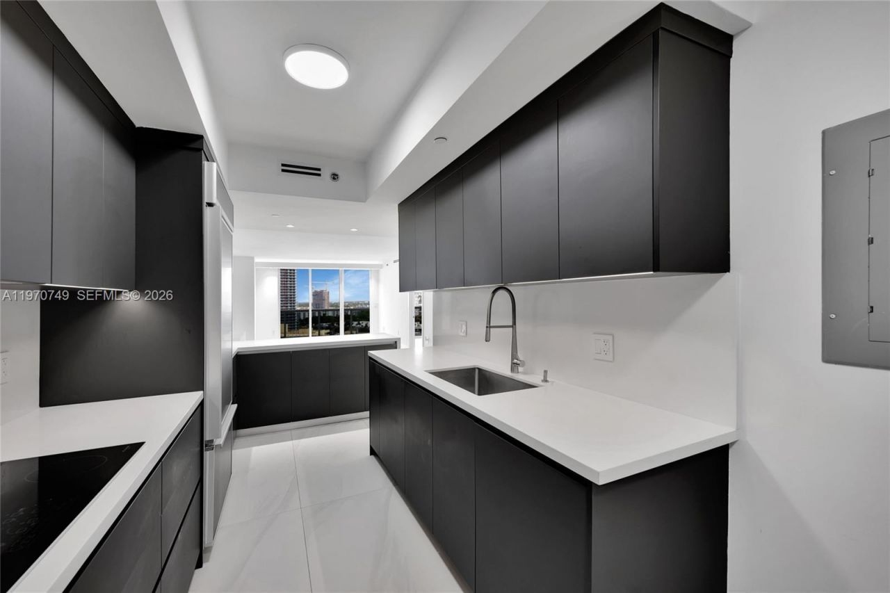 1850 S Ocean Dr, Unit 1808, Hallandale Beach, FL 33009 Photo
