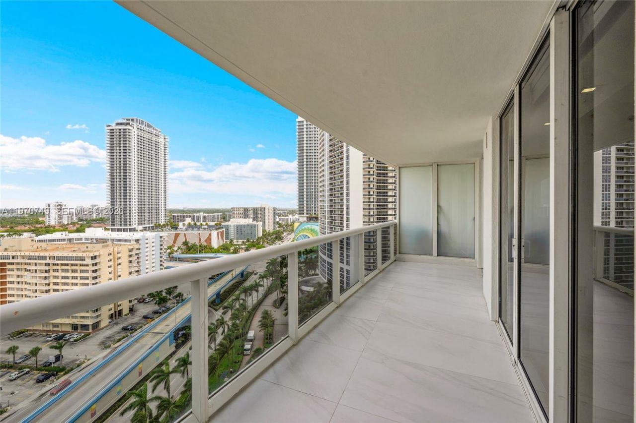 1850 S Ocean Dr, Unit 1808, Hallandale Beach, FL 33009 Photo