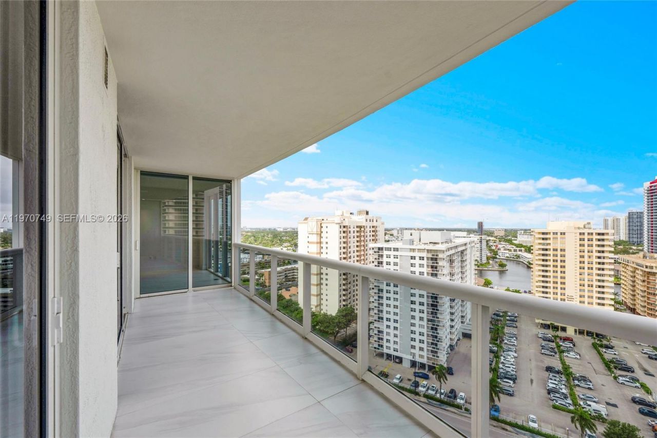 1850 S Ocean Dr, Unit 1808, Hallandale Beach, FL 33009 Photo