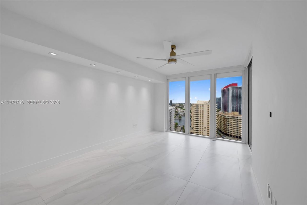 1850 S Ocean Dr, Unit 1808, Hallandale Beach, FL 33009 Photo