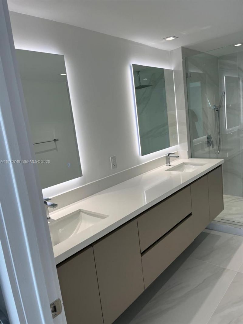 1850 S Ocean Dr , Unit 1808, Hallandale Beach, FL 33009 Photo