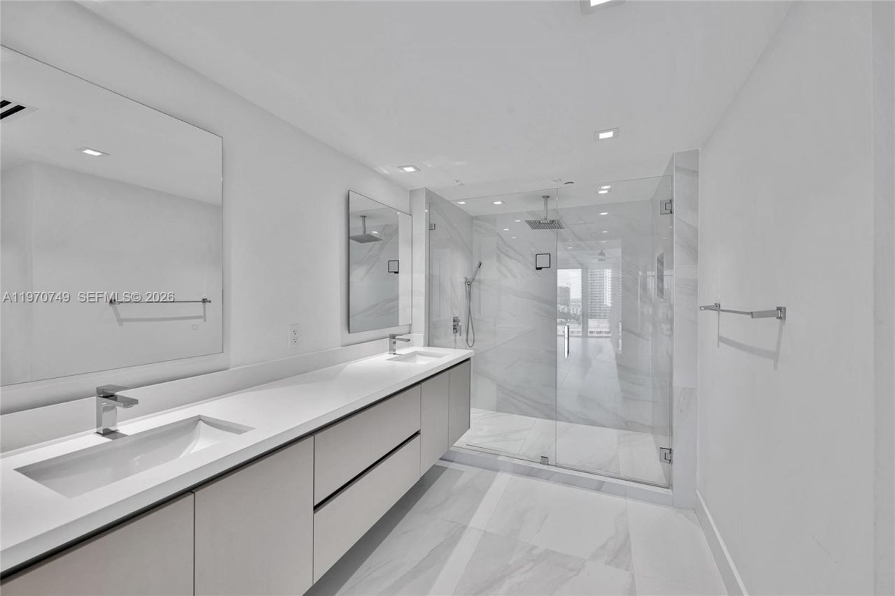 1850 S Ocean Dr, Unit 1808, Hallandale Beach, FL 33009 Photo
