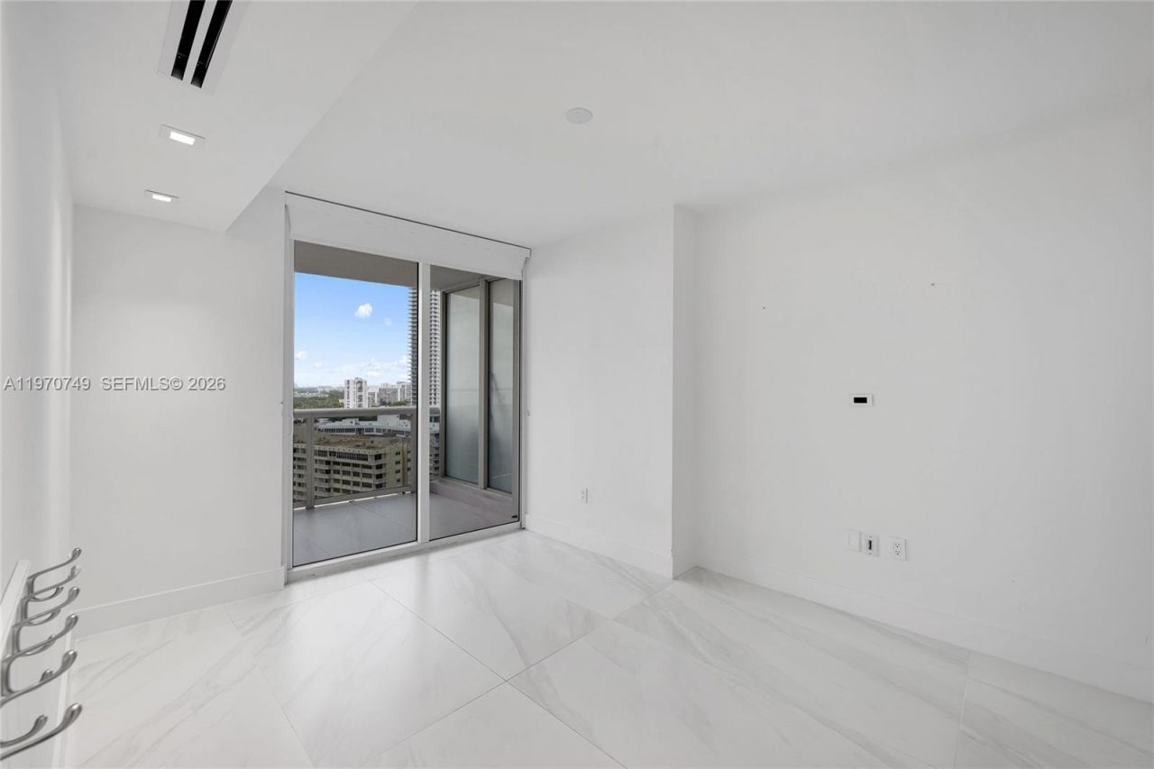 1850 S Ocean Dr, Unit 1808, Hallandale Beach, FL 33009 Photo