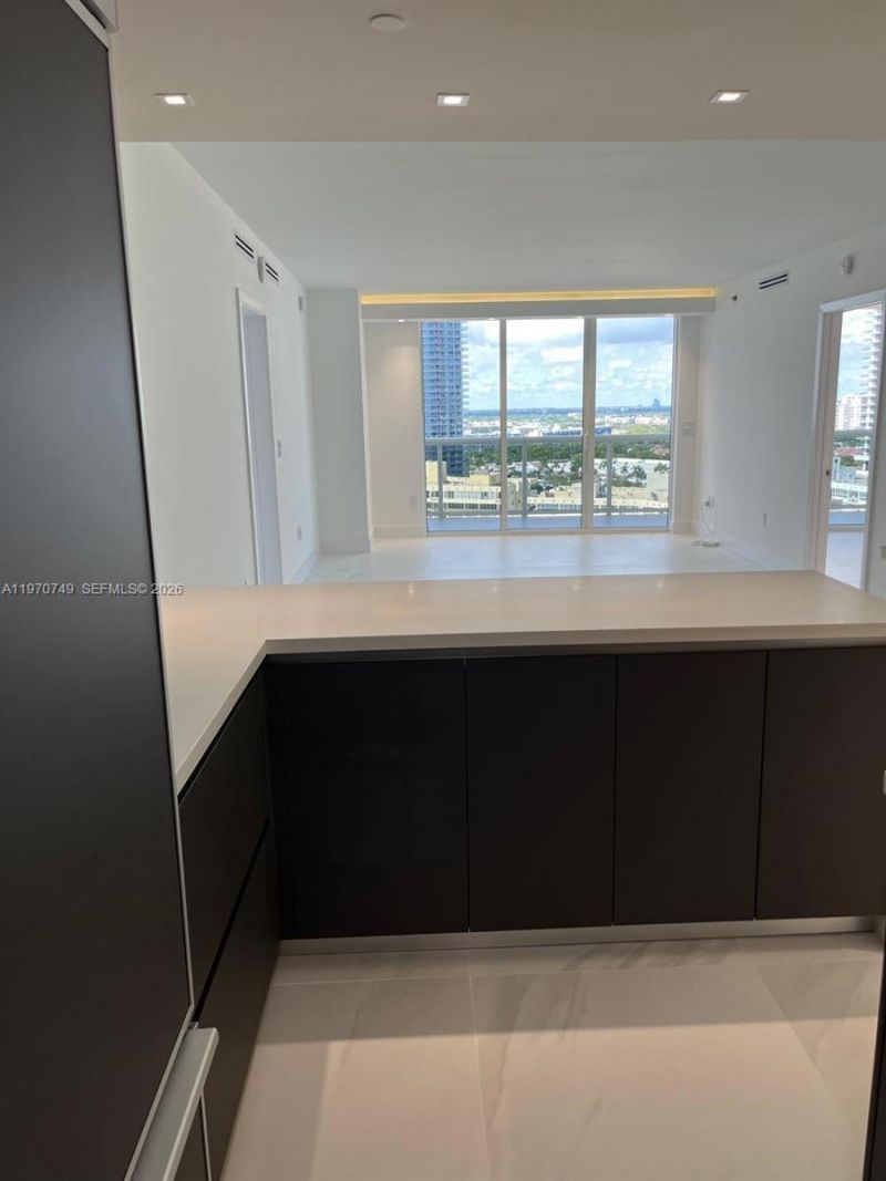 1850 S Ocean Dr , Unit 1808, Hallandale Beach, FL 33009 Photo