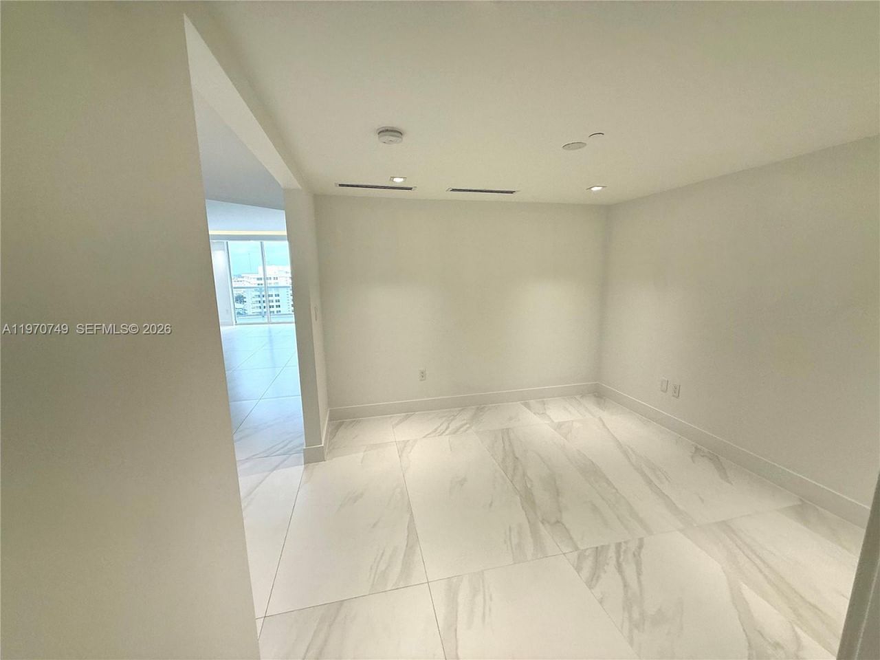 1850 S Ocean Dr , Unit 1808, Hallandale Beach, FL 33009 Photo
