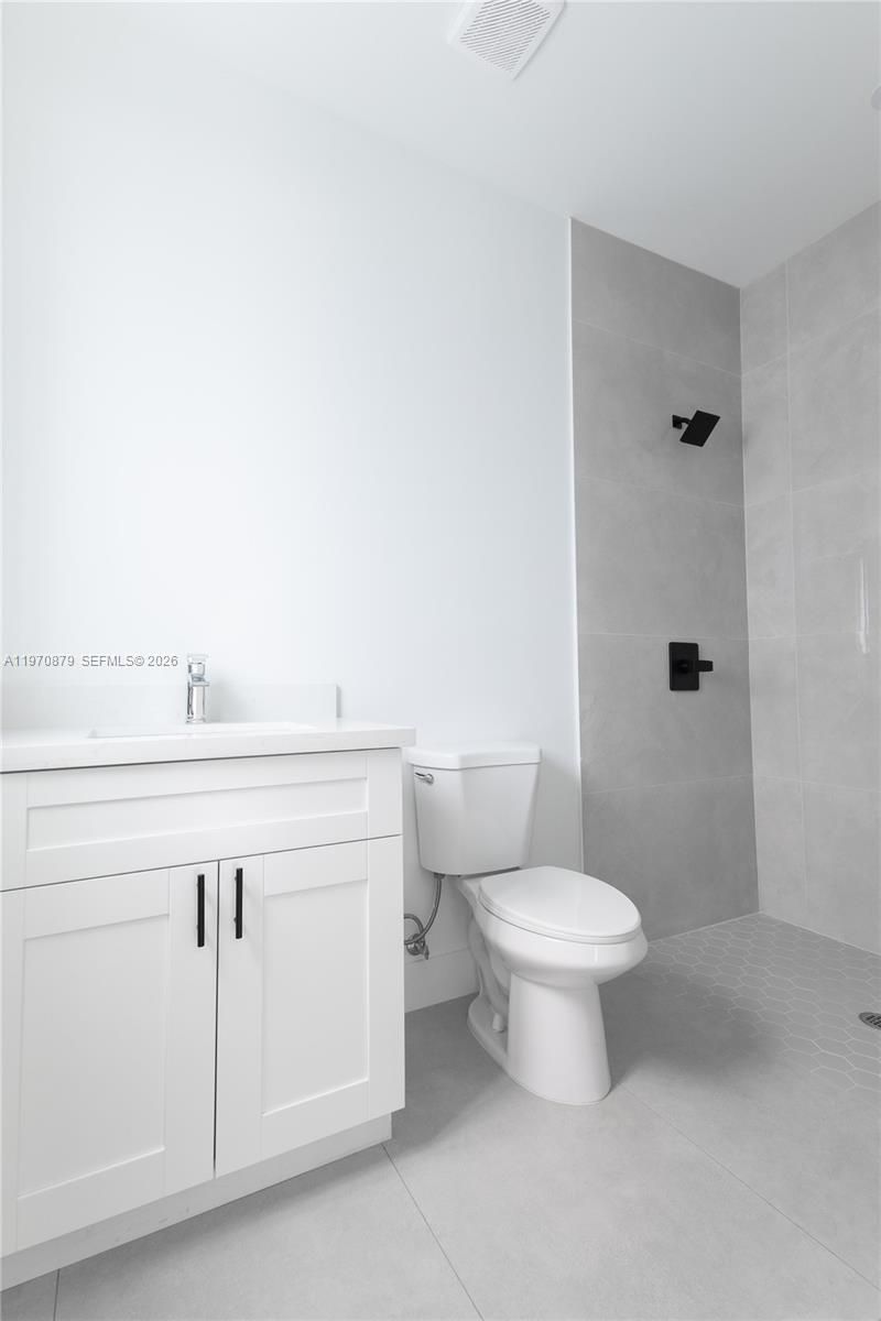 1494 NE 117th St, Miami, FL 33161 Photo