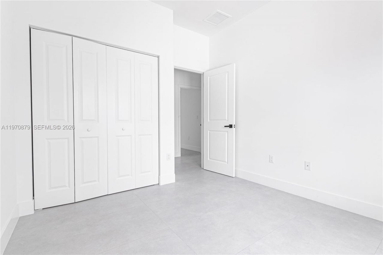 1494 NE 117th St , Miami, FL 33161 Photo