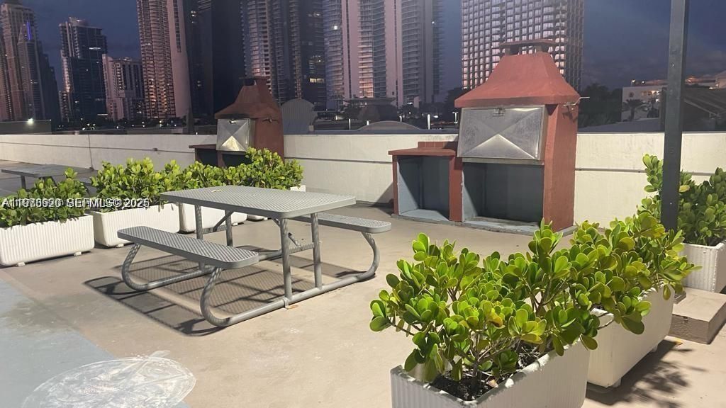 17021 N Bay Rd, Unit 126, Sunny Isles Beach, FL 33160 Photo