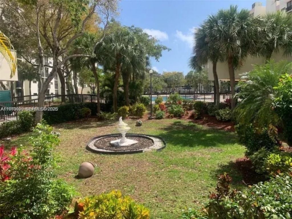 17021 N Bay Rd, Unit 126, Sunny Isles Beach, FL 33160 Photo