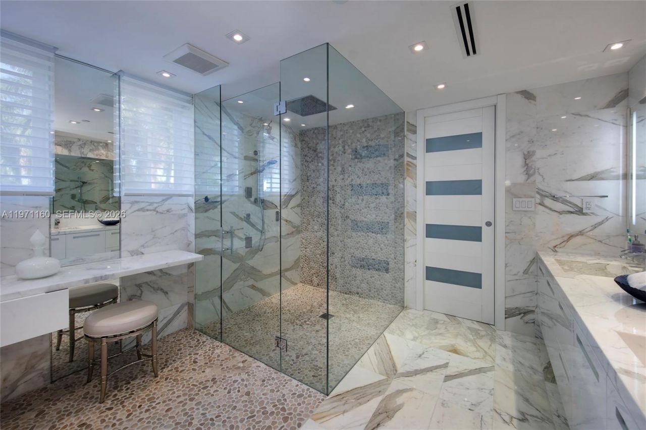 7938 Fisher Island Dr, Unit 7938-D, Miami Beach, FL 33109 Photo