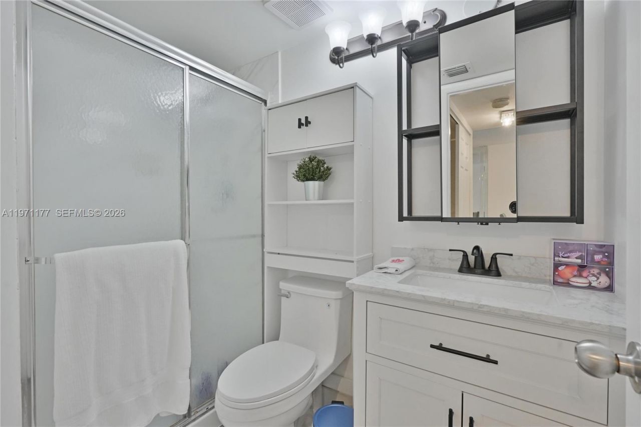 7531 NW 79th Ave , Unit 205, Tamarac, FL 33321 Photo