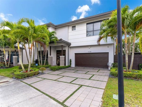 16184 SW 136th Way, Unit 16184, Miami, FL 33196