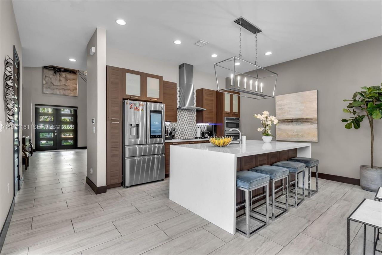 16184 SW 136th Way, Unit 16184, Miami, FL 33196 Photo