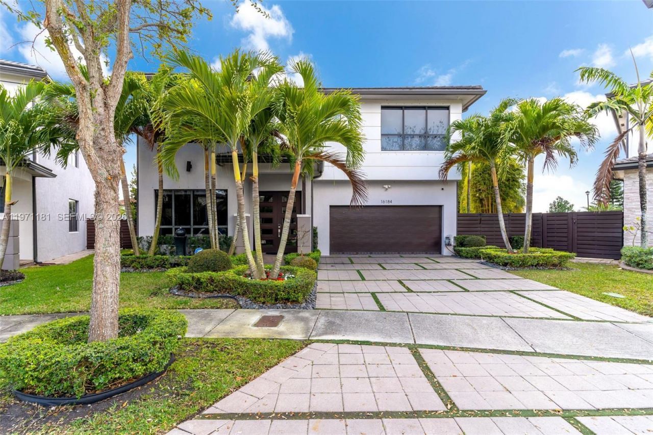 16184 SW 136th Way, Unit 16184, Miami, FL 33196 Photo