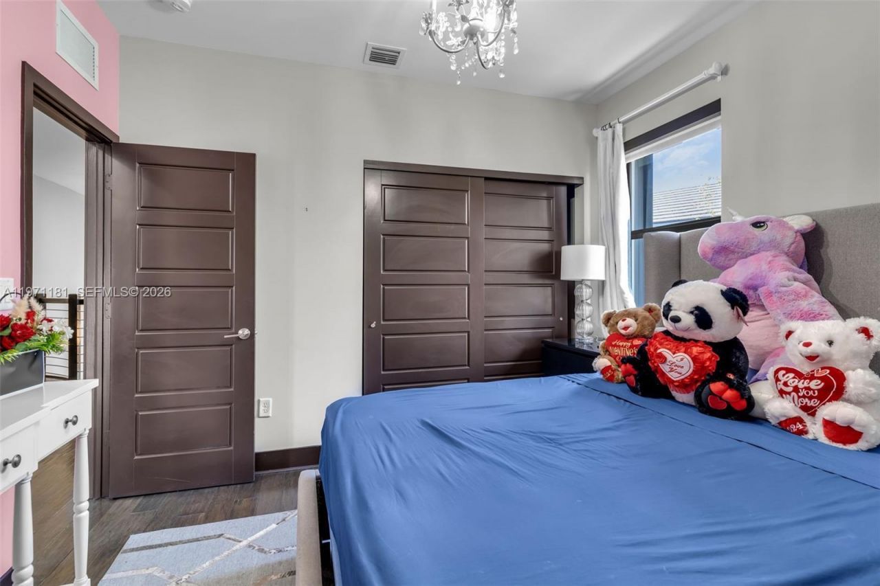 16184 SW 136th Way, Unit 16184, Miami, FL 33196 Photo