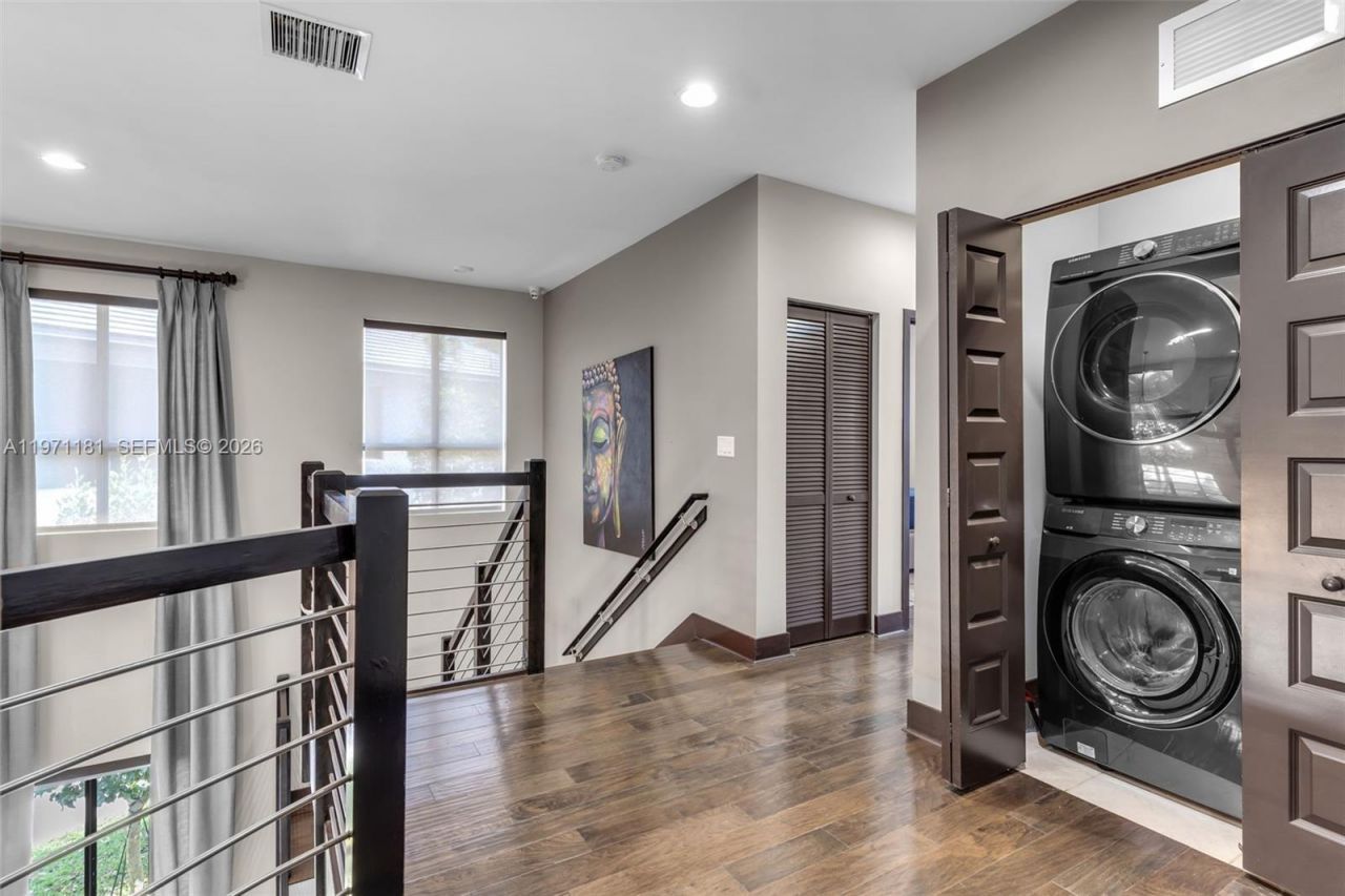 16184 SW 136th Way, Unit 16184, Miami, FL 33196 Photo