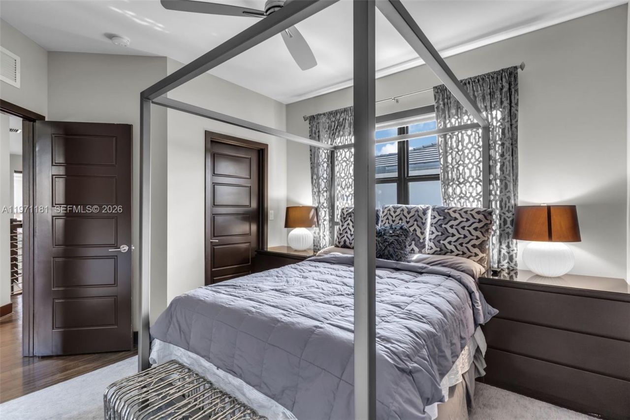 16184 SW 136th Way, Unit 16184, Miami, FL 33196 Photo